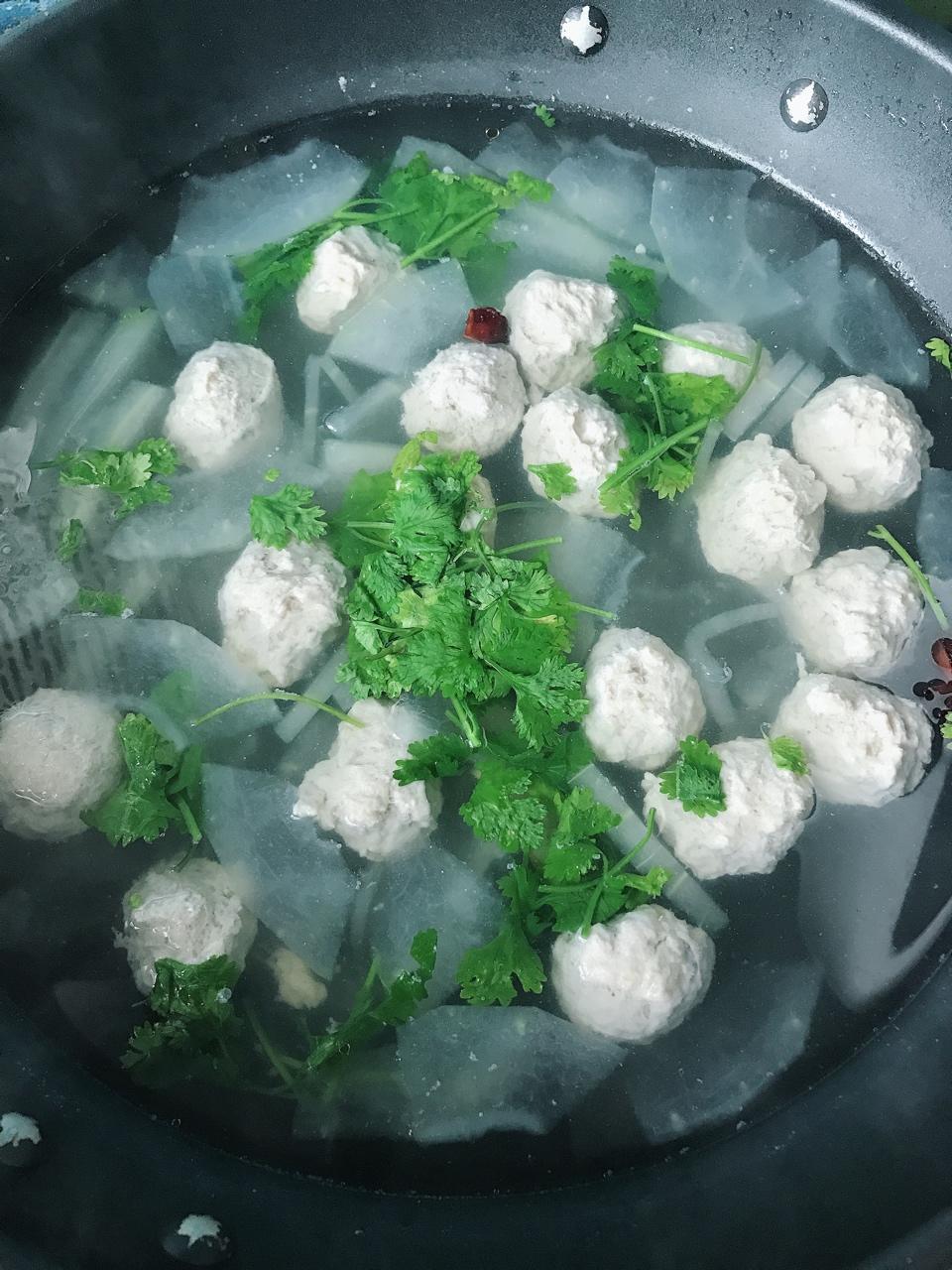 冬瓜丸子汤的做法