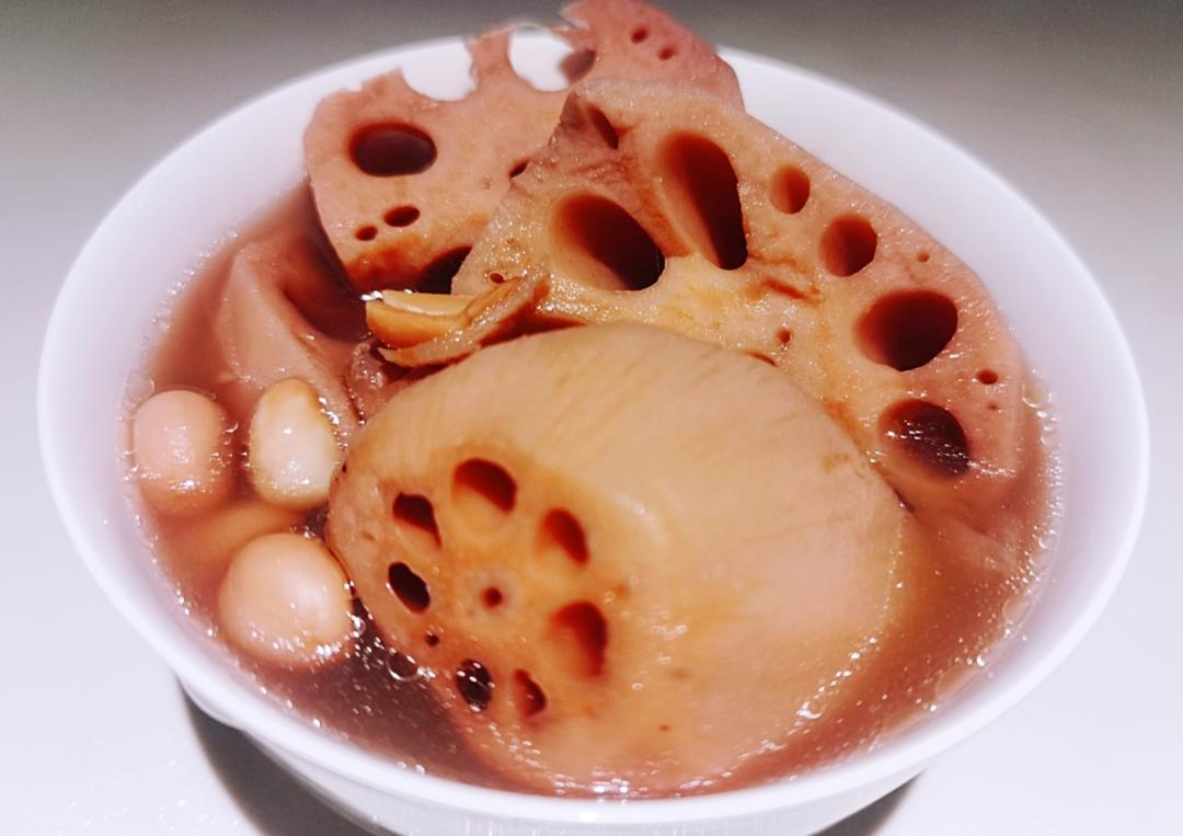 粉藕花生汤