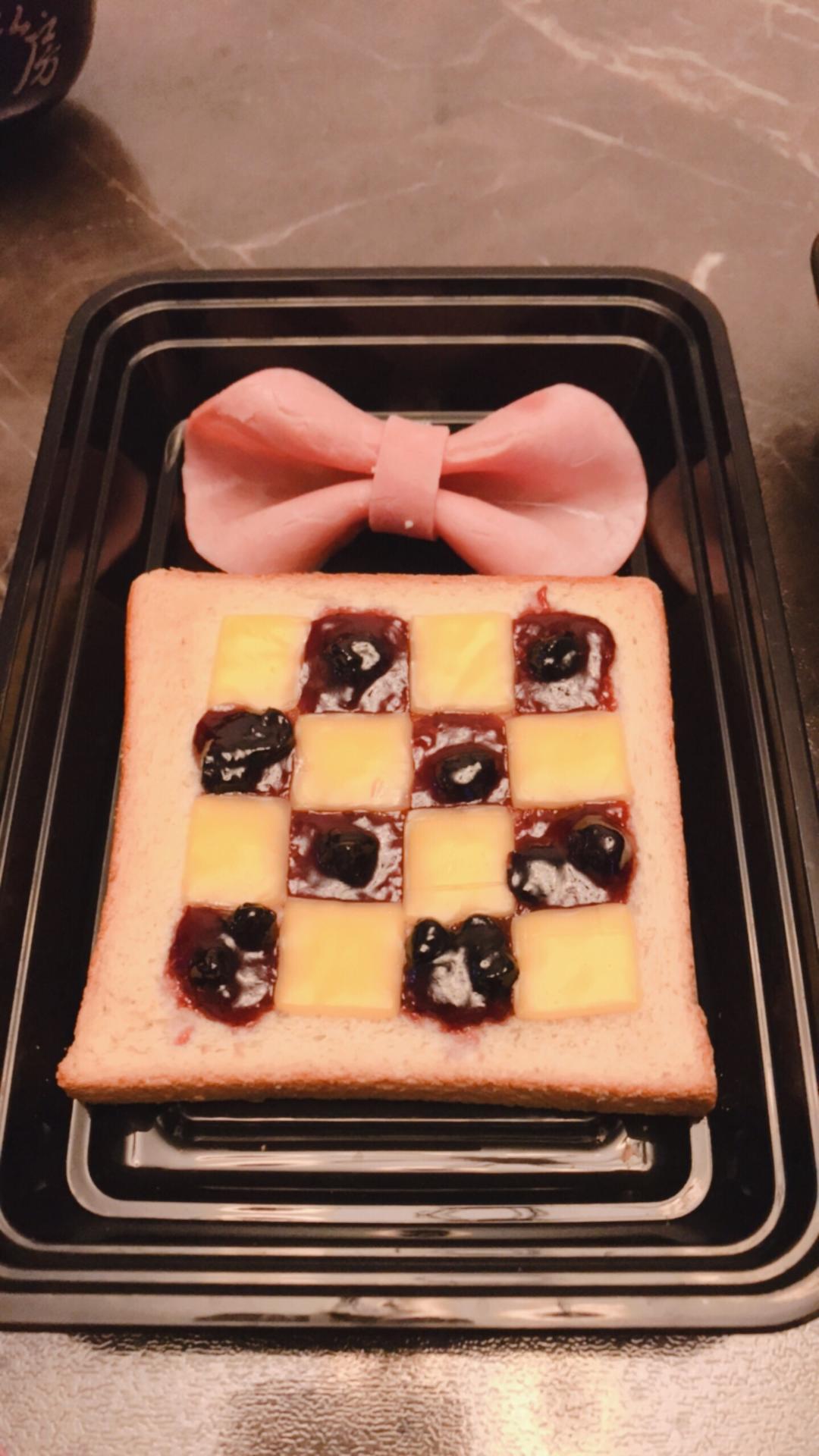 超炫酷的棋盘烤吐司