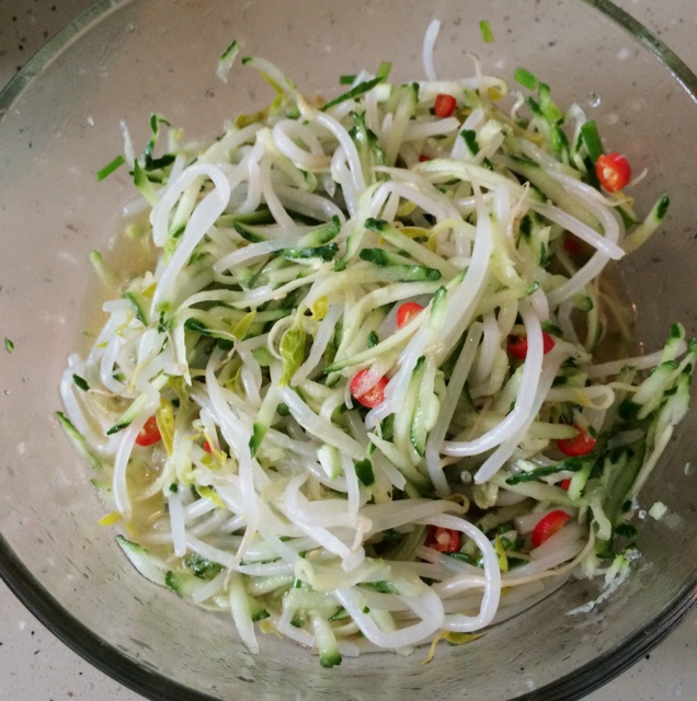 凉拌豆芽