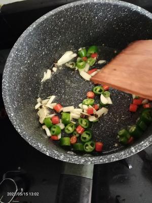 酸汤鳝鱼土豆粉条-下厨房酸汤肥牛调料的做法 步骤4