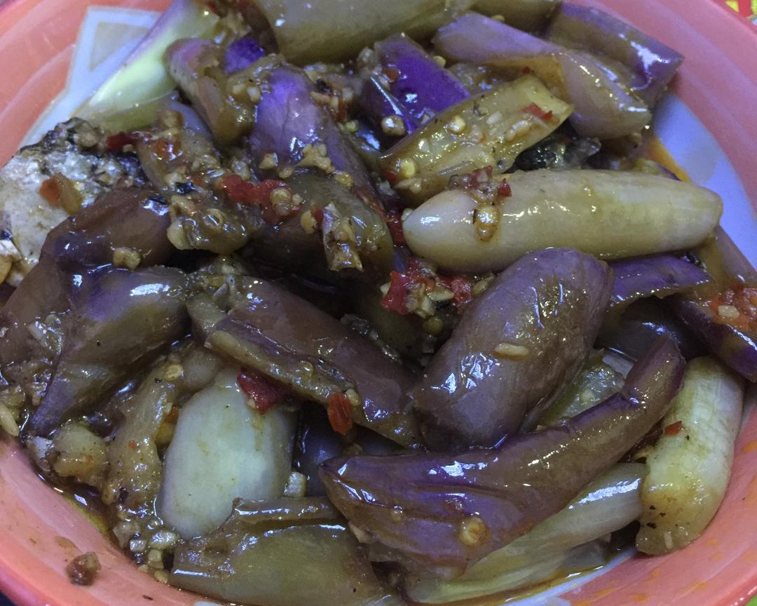 酒糟鱼茄子的做法