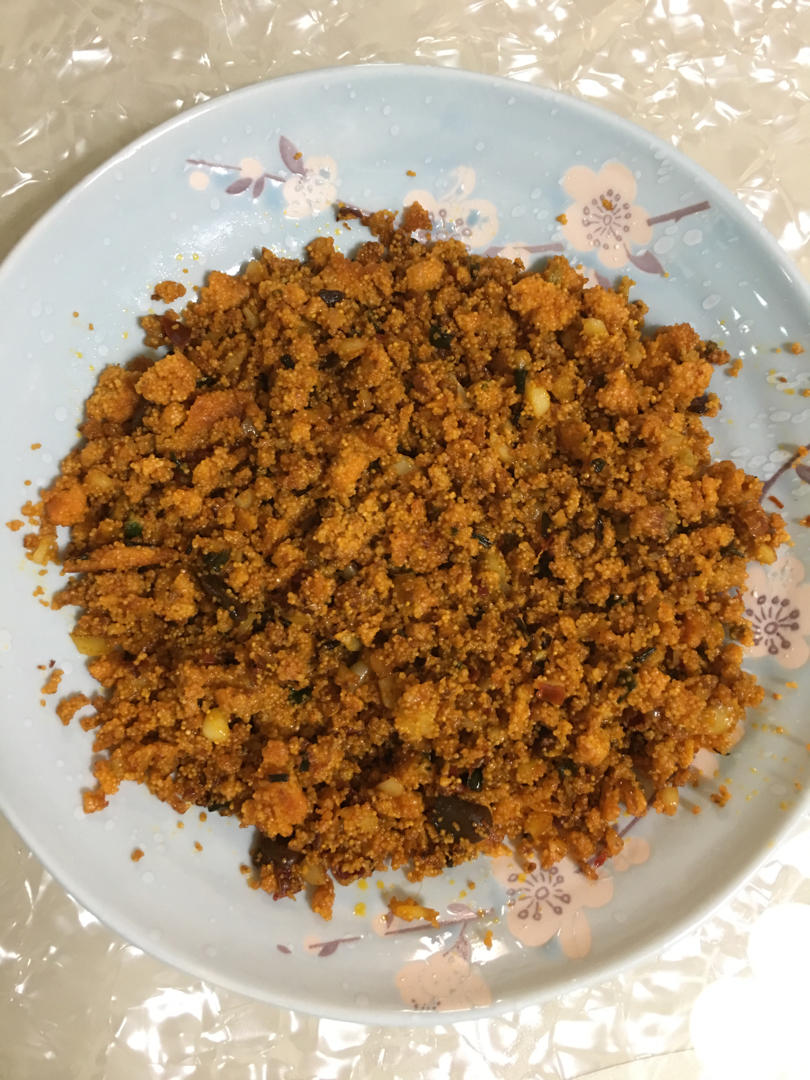 超级好吃的鲤鱼子酱。