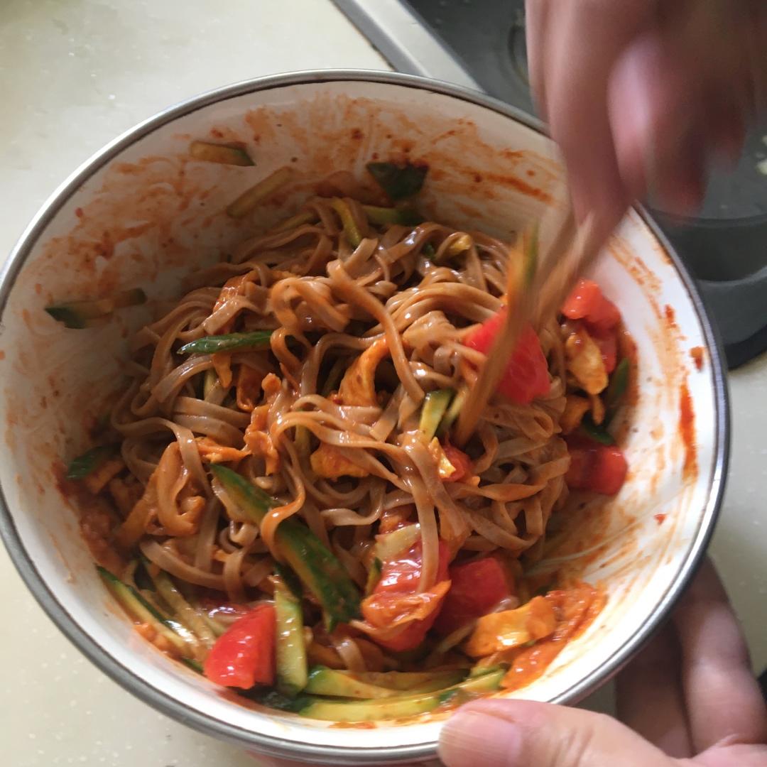 冷面超好吃做法，韩式拌冷面
