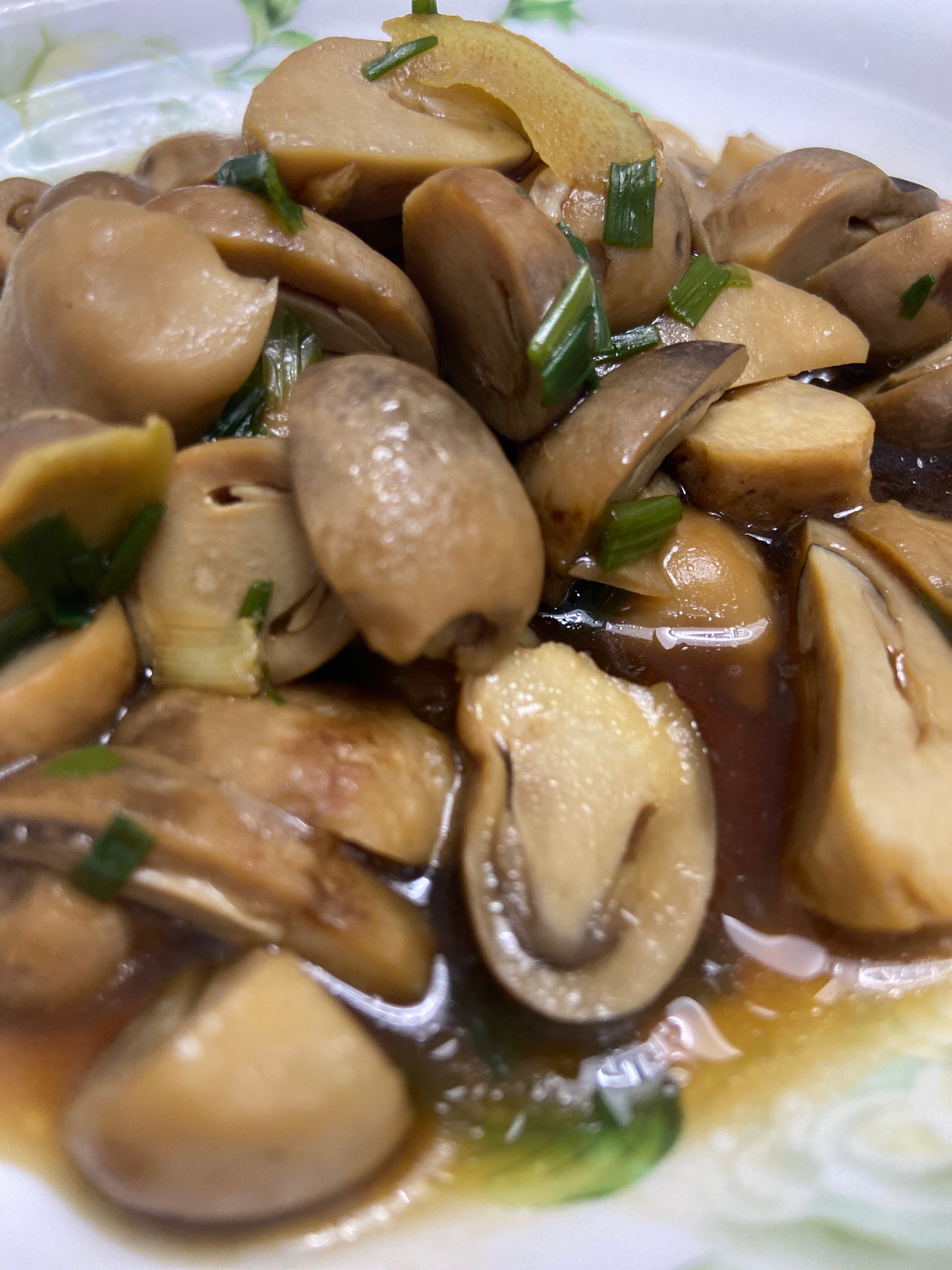 快手菜☞鲜美的草菇