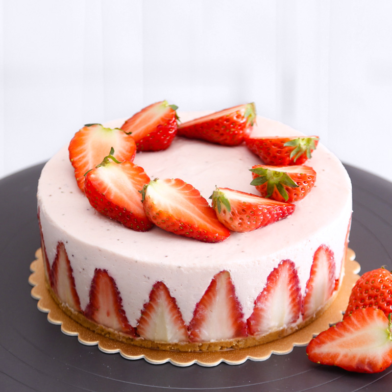 【视频】草莓慕斯蛋糕（6寸）的做法