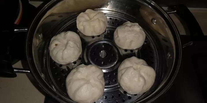 直接发酵法的白胖包子