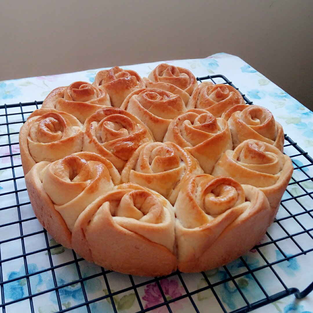 xx点心铺做的玫瑰花面包