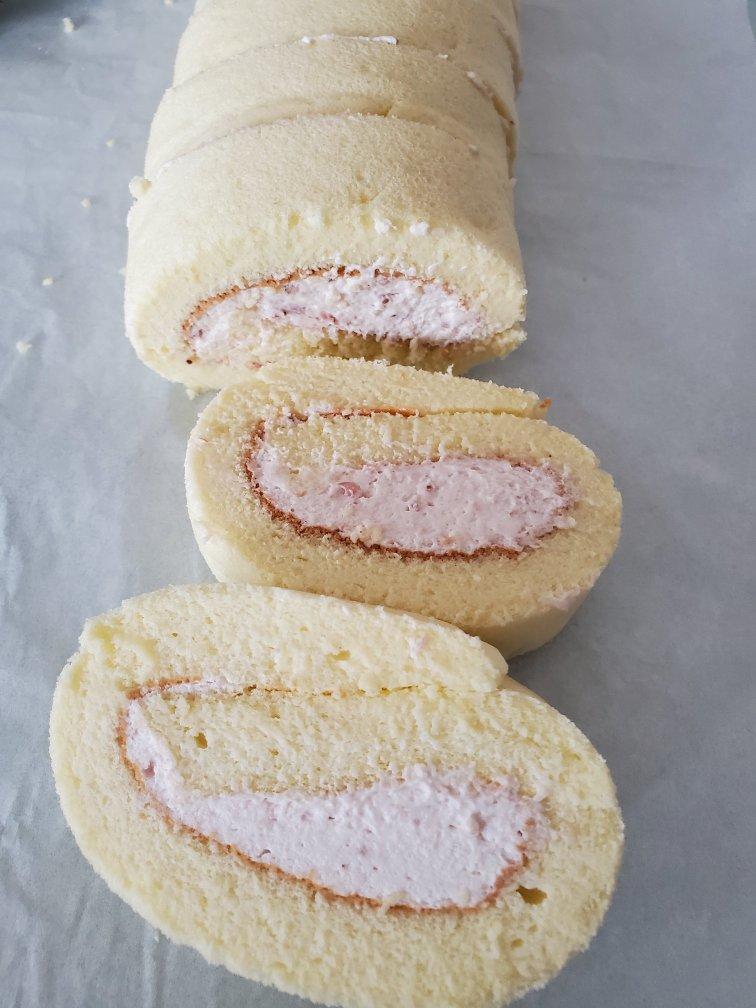 《Tinrry下午茶》教你做基础原味蛋糕卷