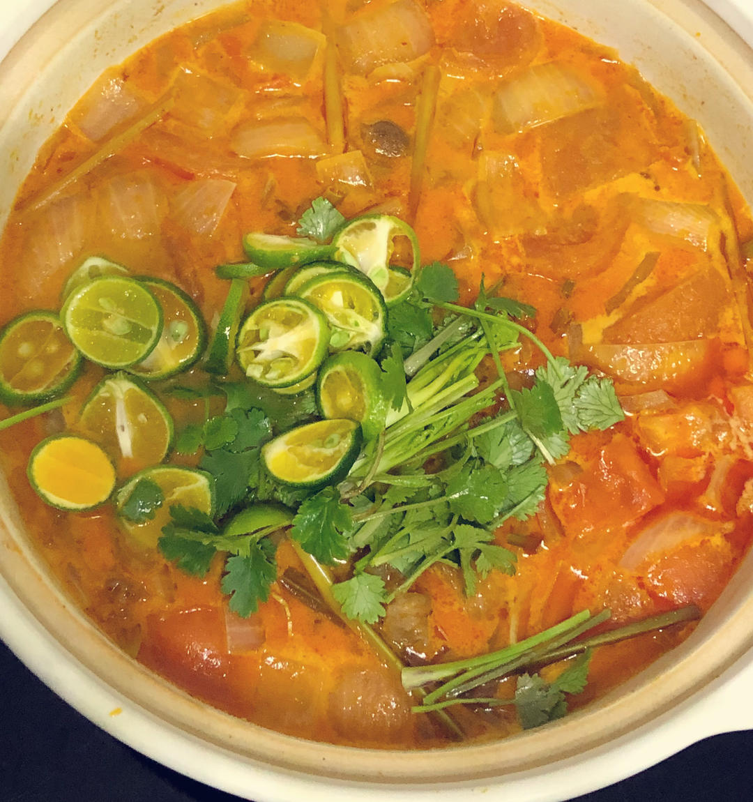 冬阴功牛腩煲