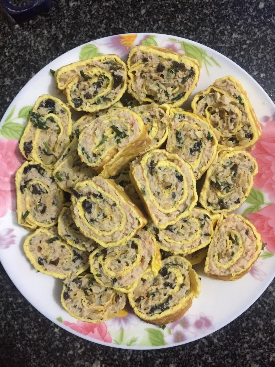老爸的手艺---蒸肉蛋卷