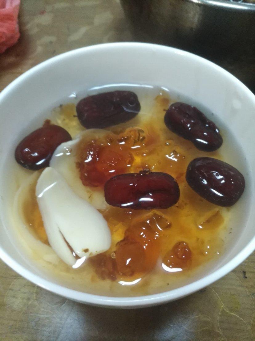 桃胶最简单做法，美容养颜甜品