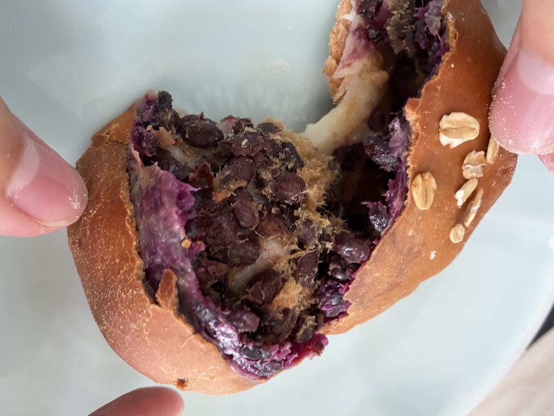 超详细过夜免揉软欧包的骚操作（红豆绿豆麻薯红薯紫薯红枣血糯米紫米黑米肉松马苏里拉坚果葡萄干椰蓉奶黄全麦抹茶可可墨西哥酱面包）   含大于5种馅的做法   2种酥皮做法     低糖少油    你想要的都可以放进去💃🏻