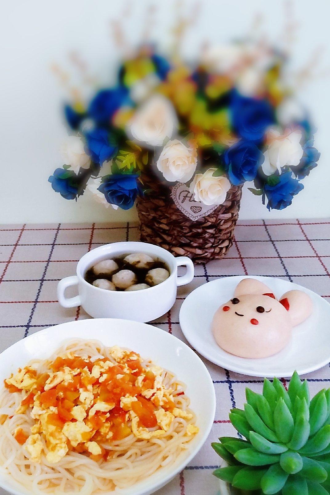 蔓越莓“粉红兔”馒头