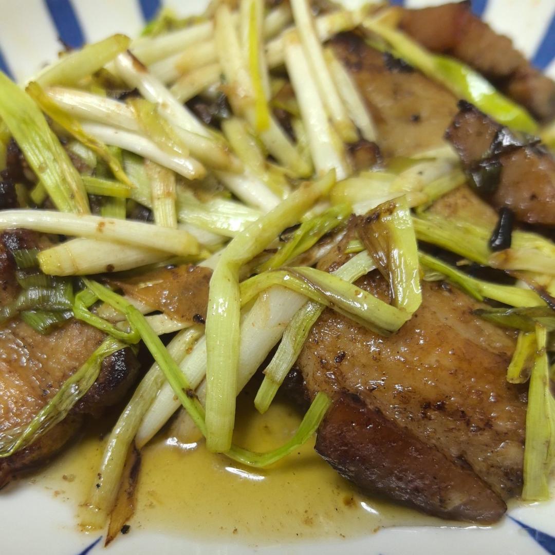 家常肉丝炒蒜黄，不想吃饭的日子也能让你食欲大开