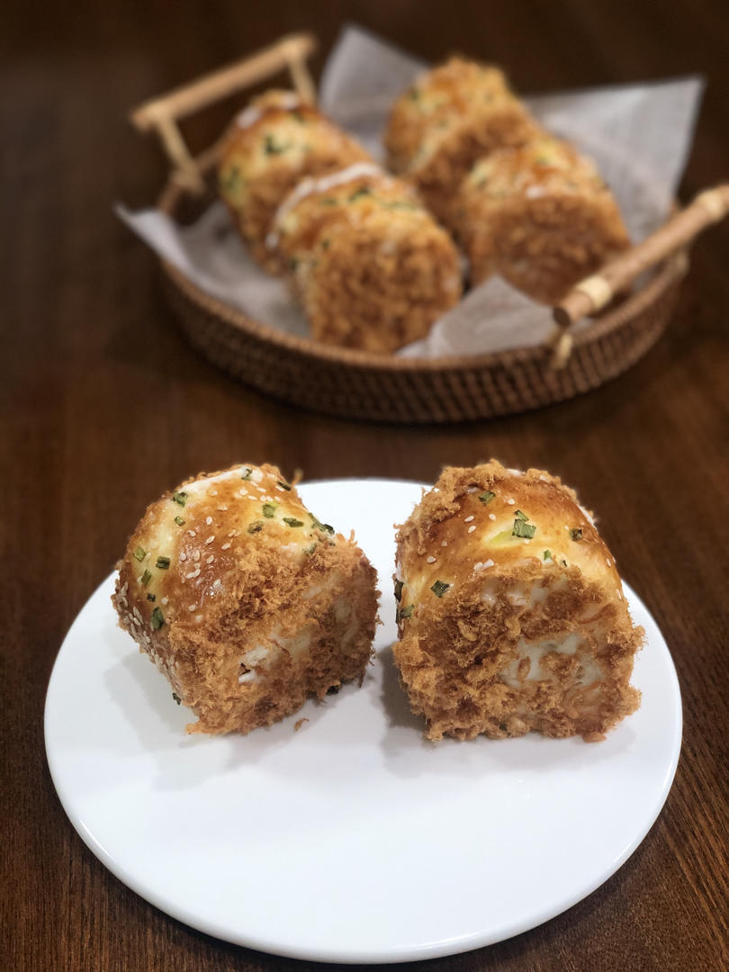 肉松面包卷