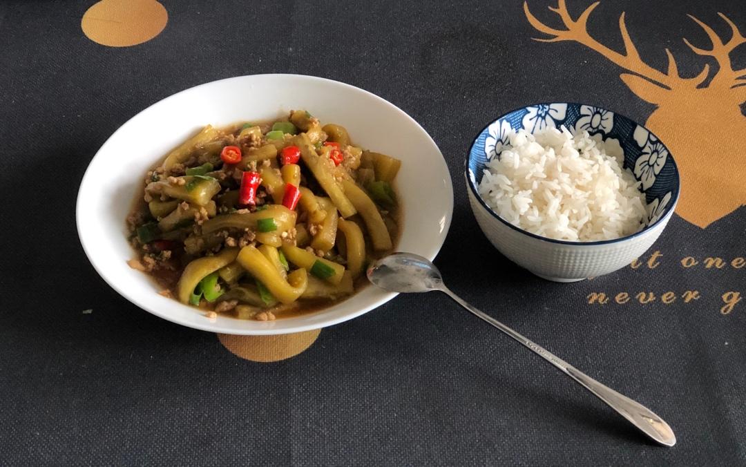 茄子不油炸的肉末茄子（好吃到💃💃👍👍）