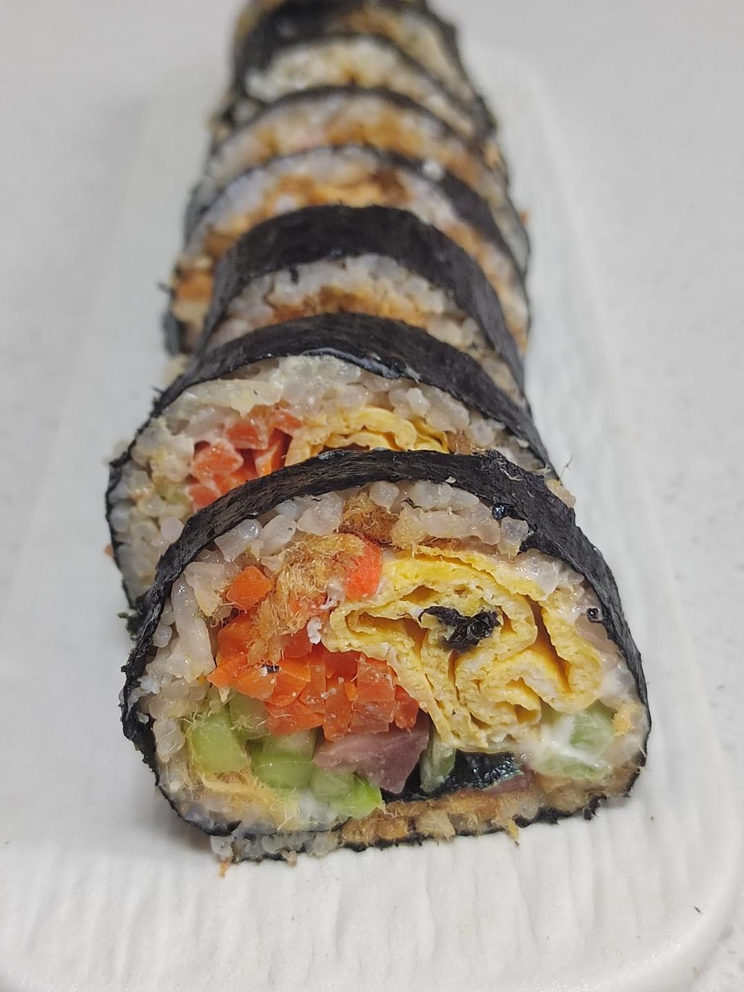 高颜值的紫菜包饭