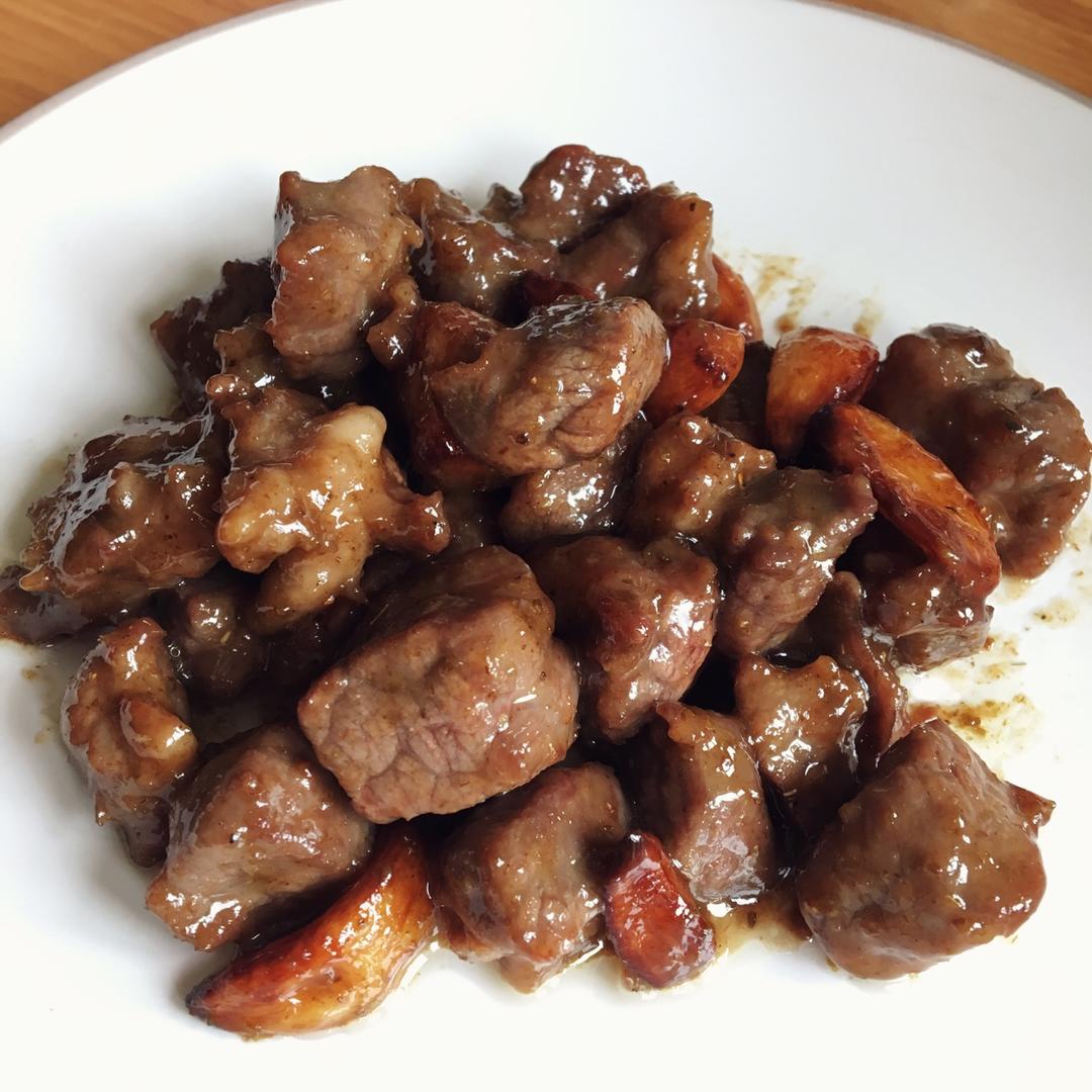 黑蒜子牛肉粒