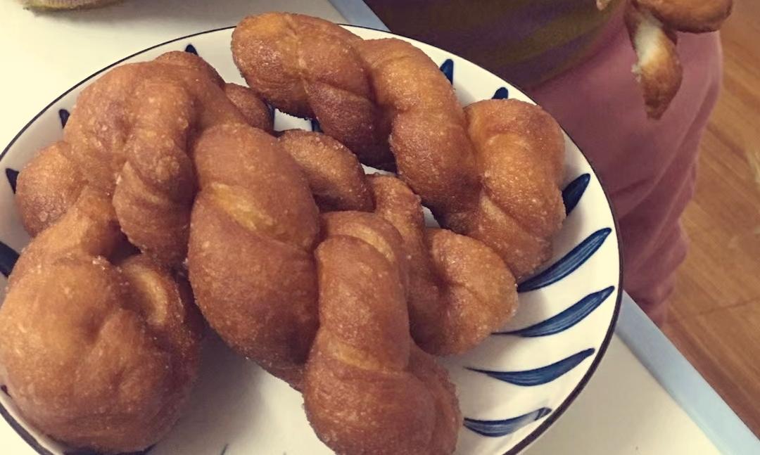 蜂蜜拉丝大麻花 柔软拉丝 味道一点不输买来的 附细节视频详解