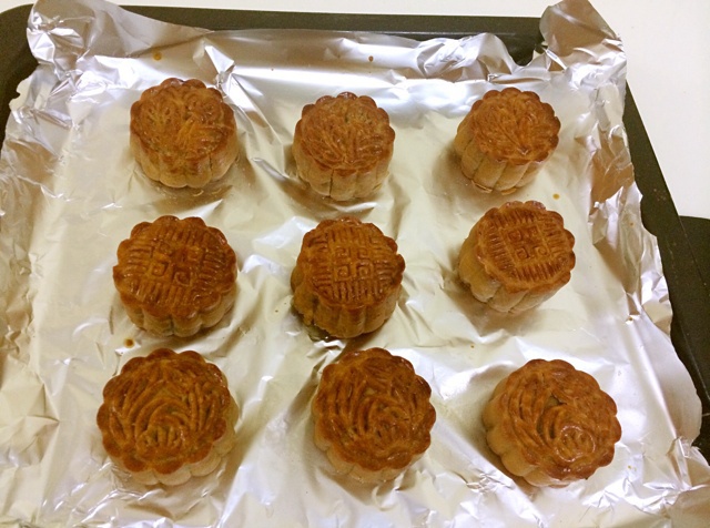 广式月饼——蛋黄莲蓉月饼