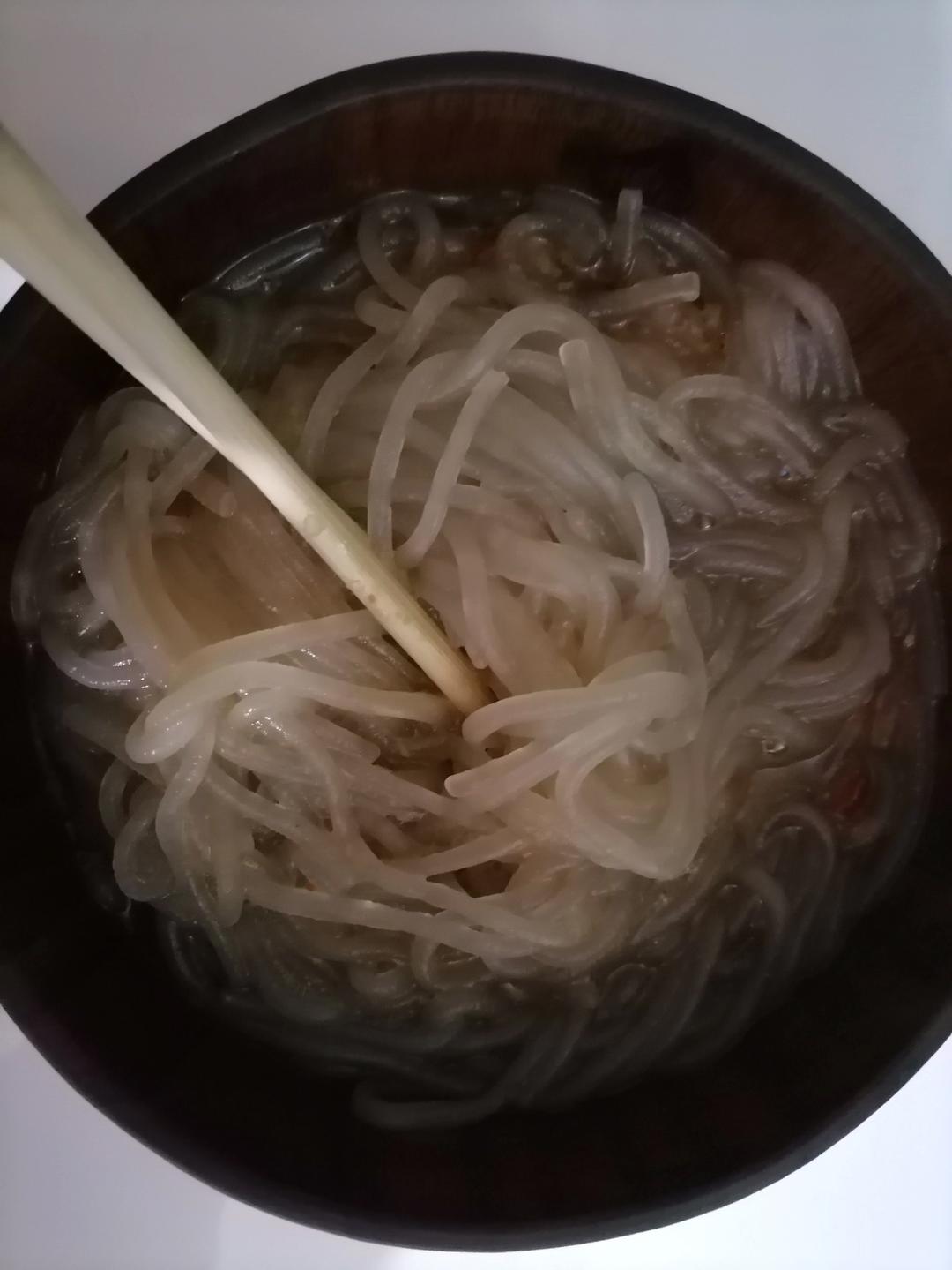 粉丝的蘸酱料