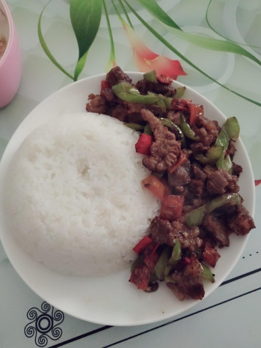 青椒炒牛肉
