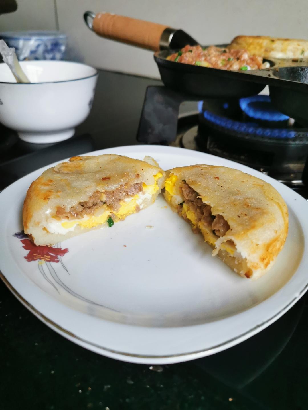 早餐霸王~沉甸甸鸡蛋汉堡