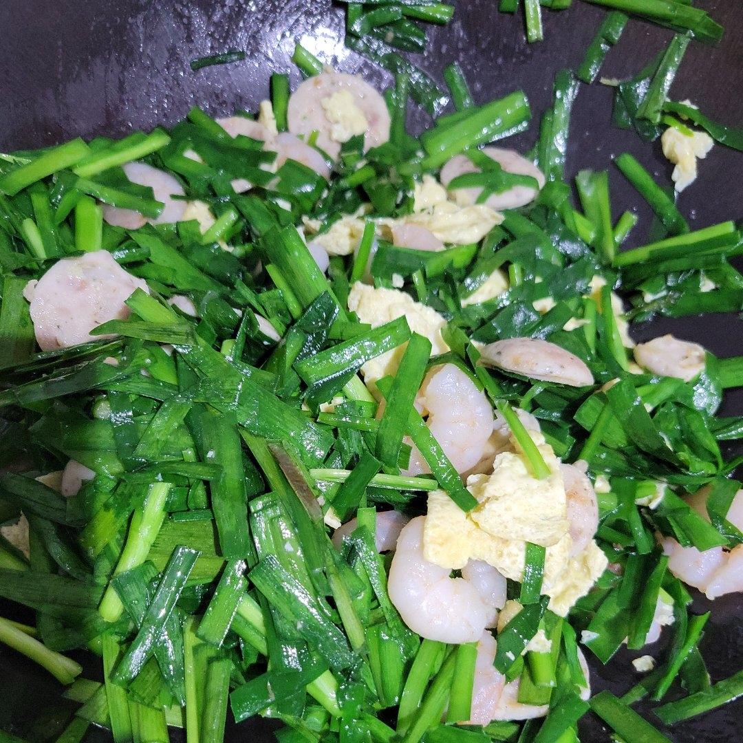 韭菜虾仁炒鸡蛋（韭菜成熟一致的小妙招）