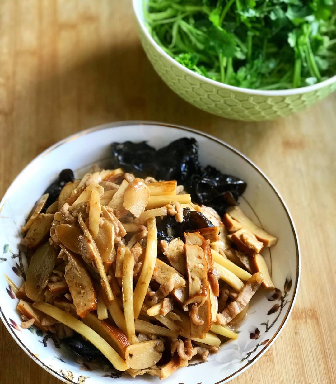 茭白百叶炒肉丝