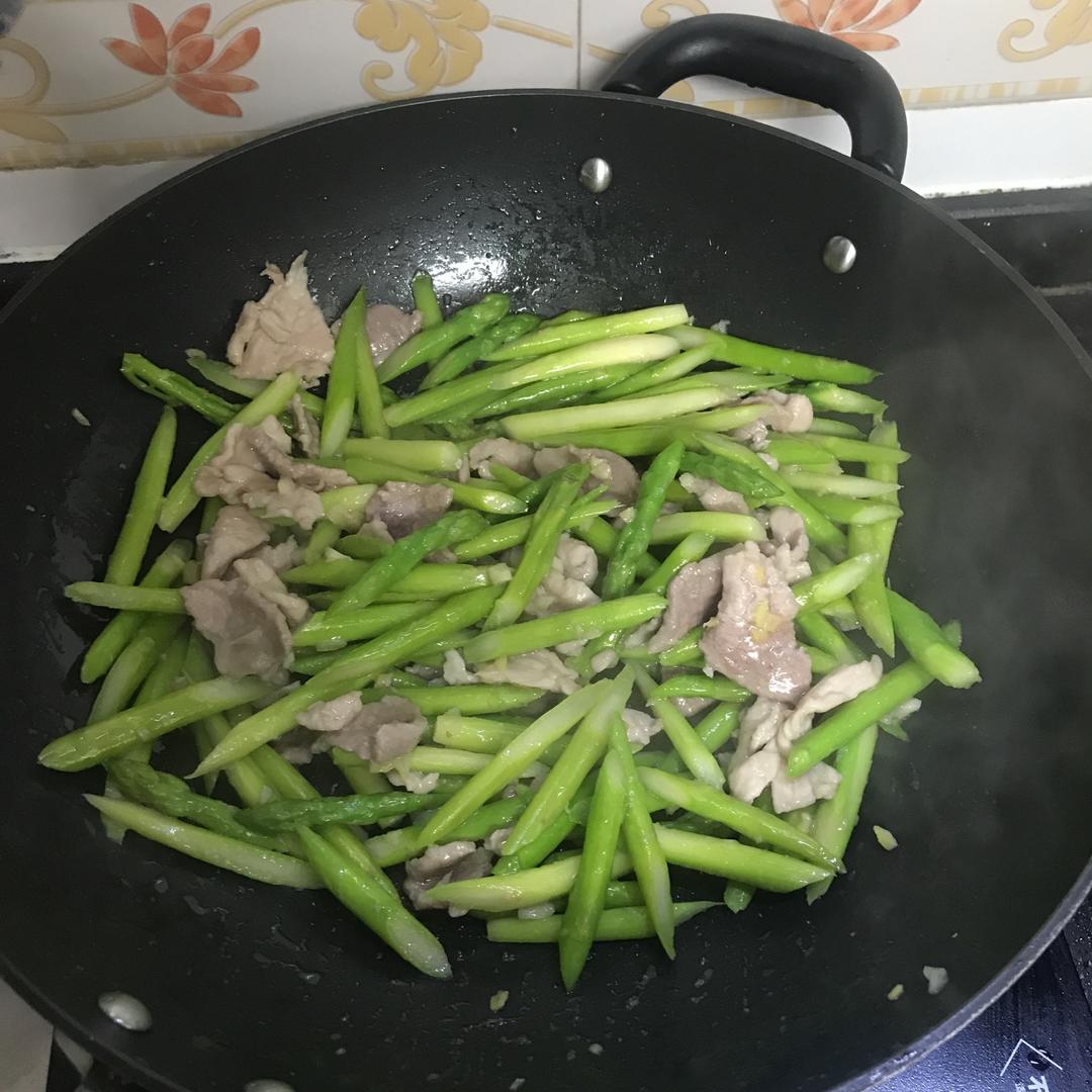 芦笋炒肉