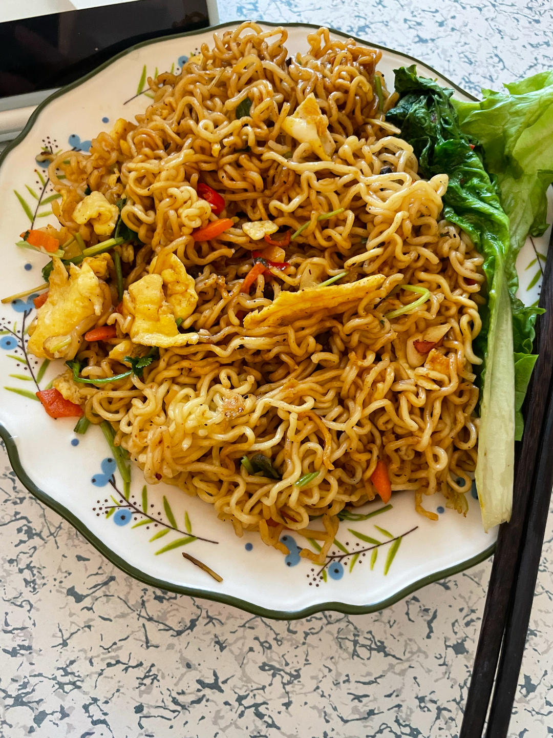 秒杀路边摊的炒方便面
