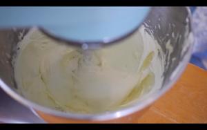 濃醇抹茶白巧克力cupcake － Cupcake Jemma的做法 步骤6