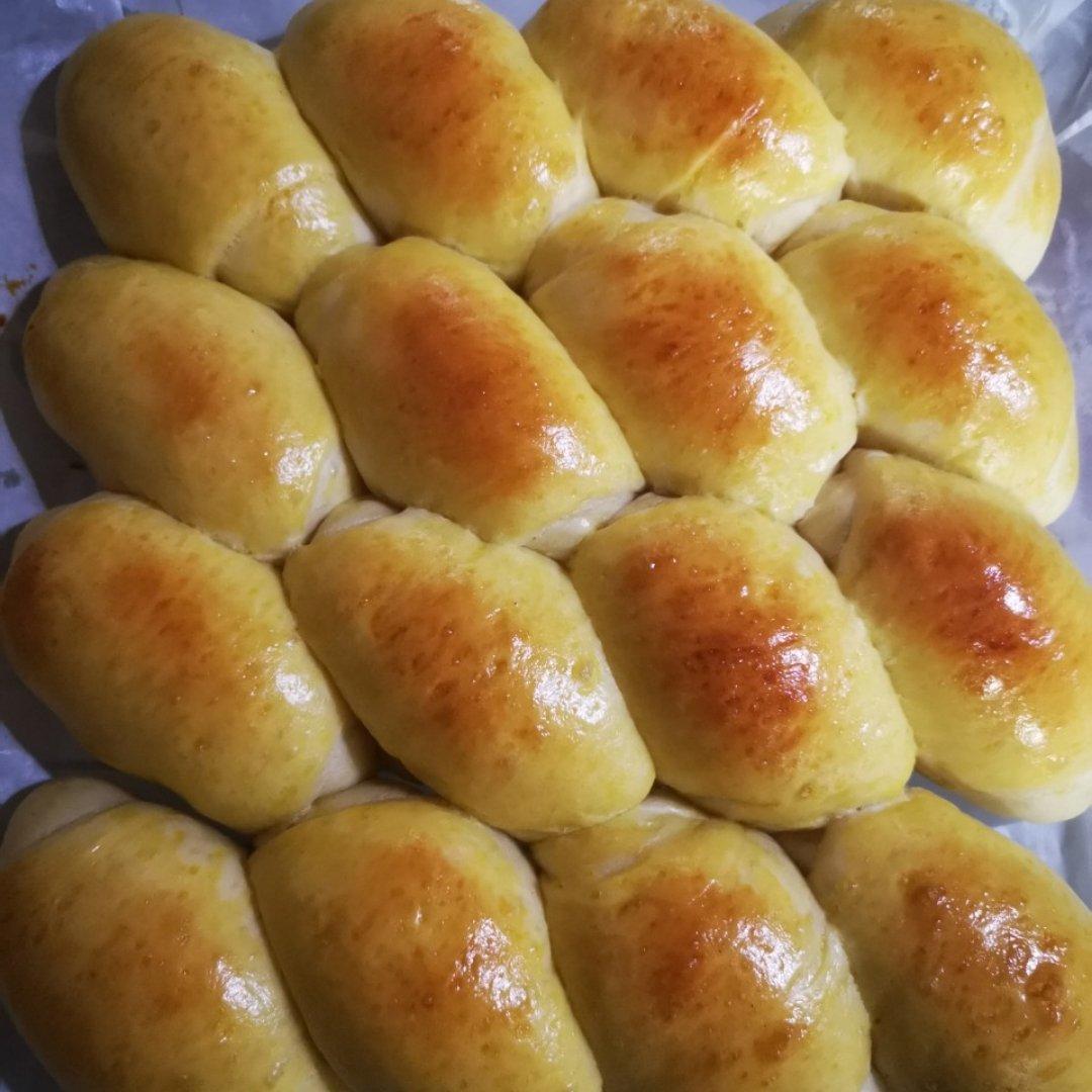 香草牛奶卷卷面包