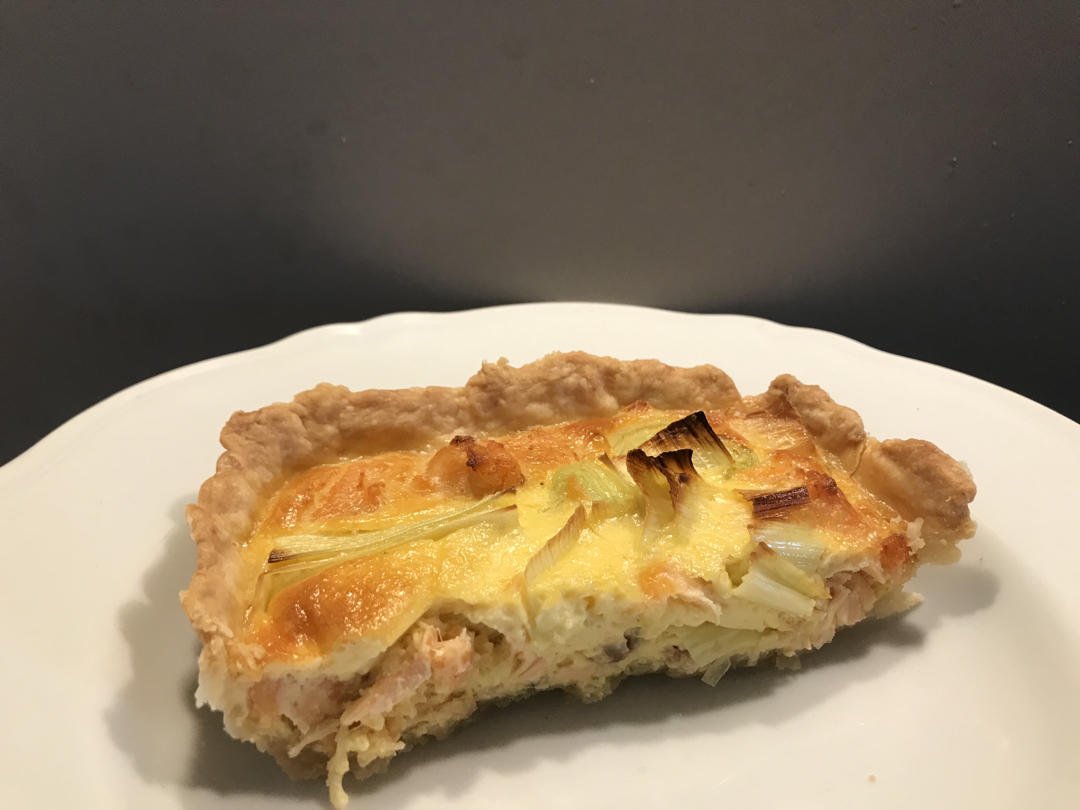 三文鱼法式咸派(自制饼皮版)Quiche au saumon et aux poireaux