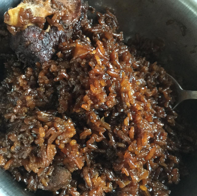 喷香排骨焖饭（爆好吃）