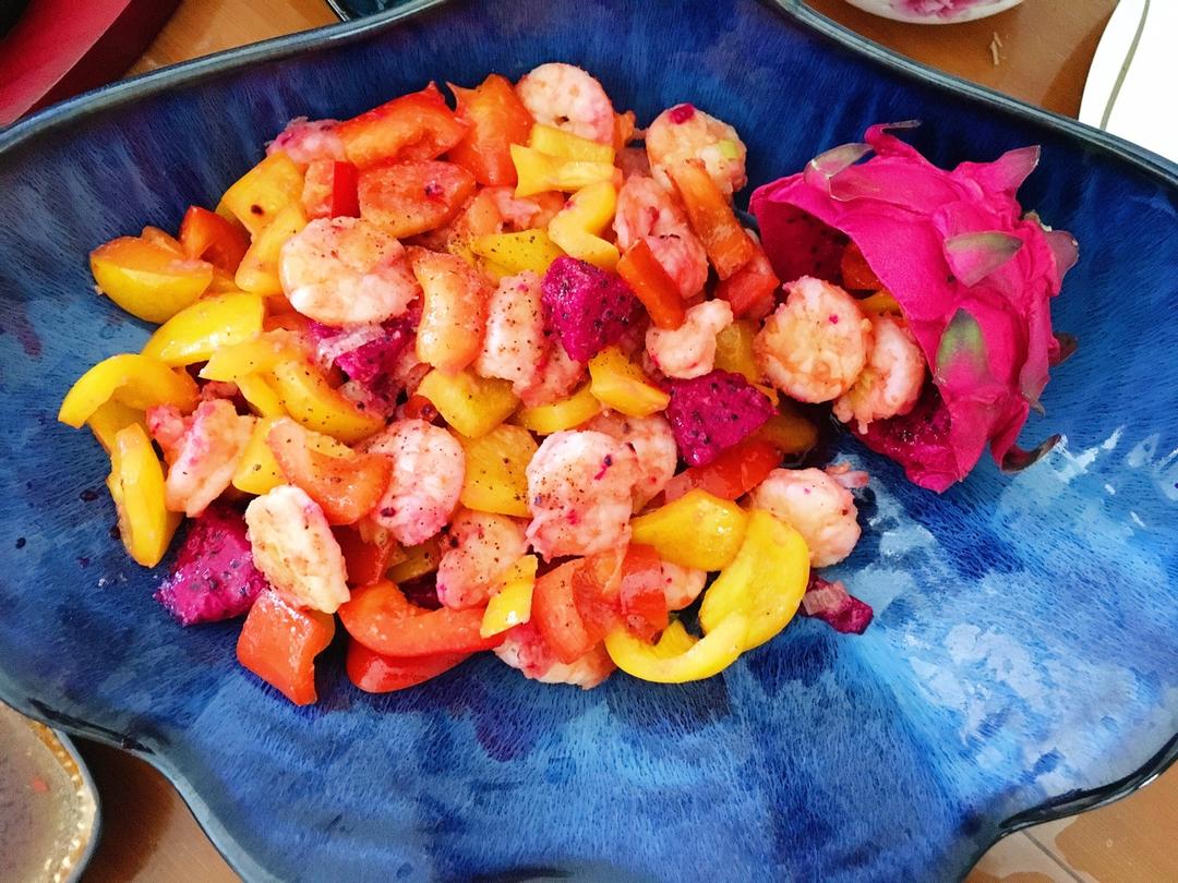 火龙果炒虾仁