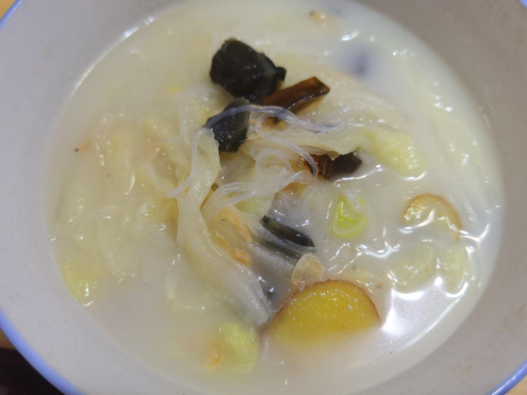 超暖胃白菜粉丝汤