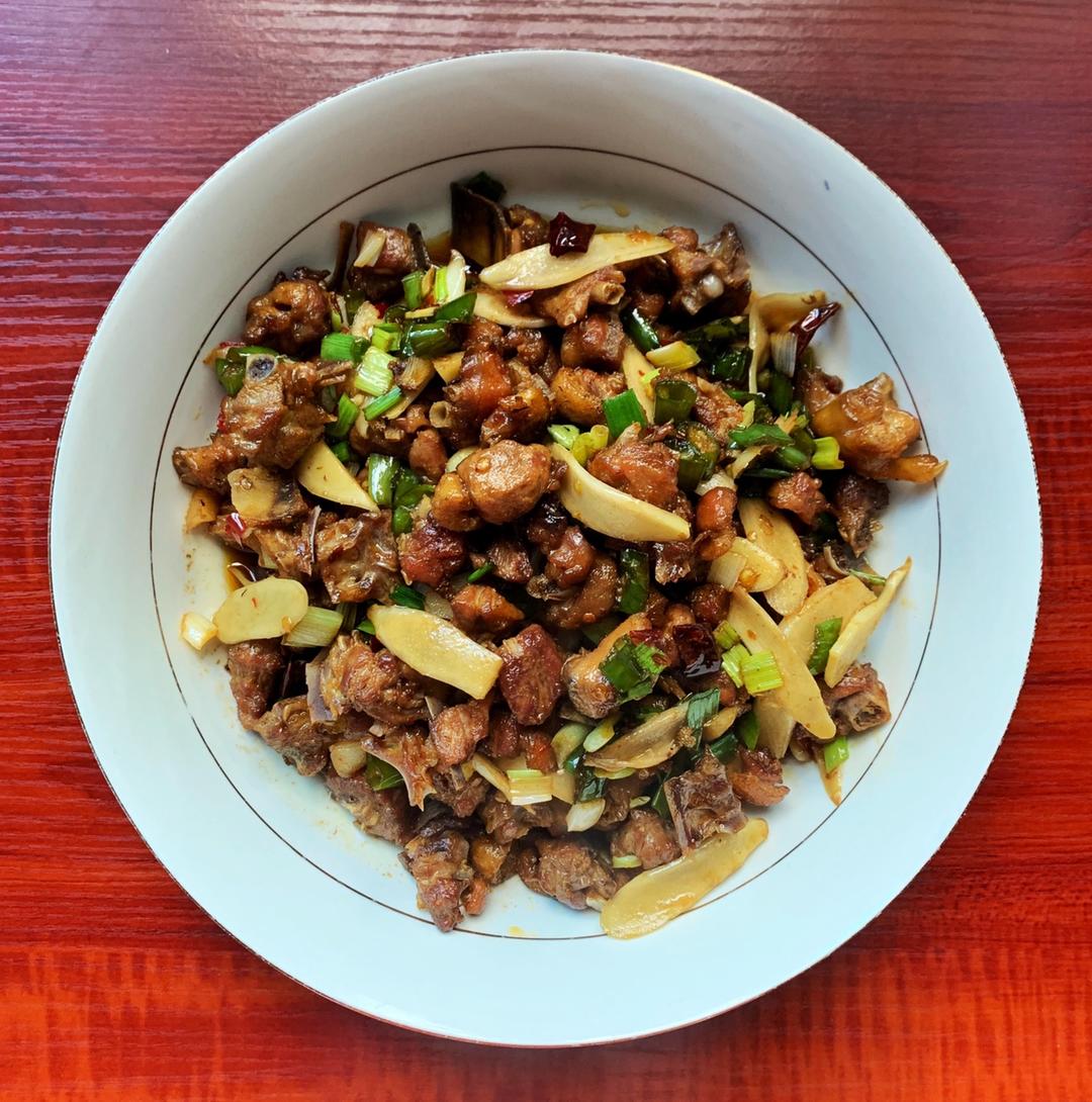厨师长教你：自贡名菜“小煎鸭”的做法，味道非常赞