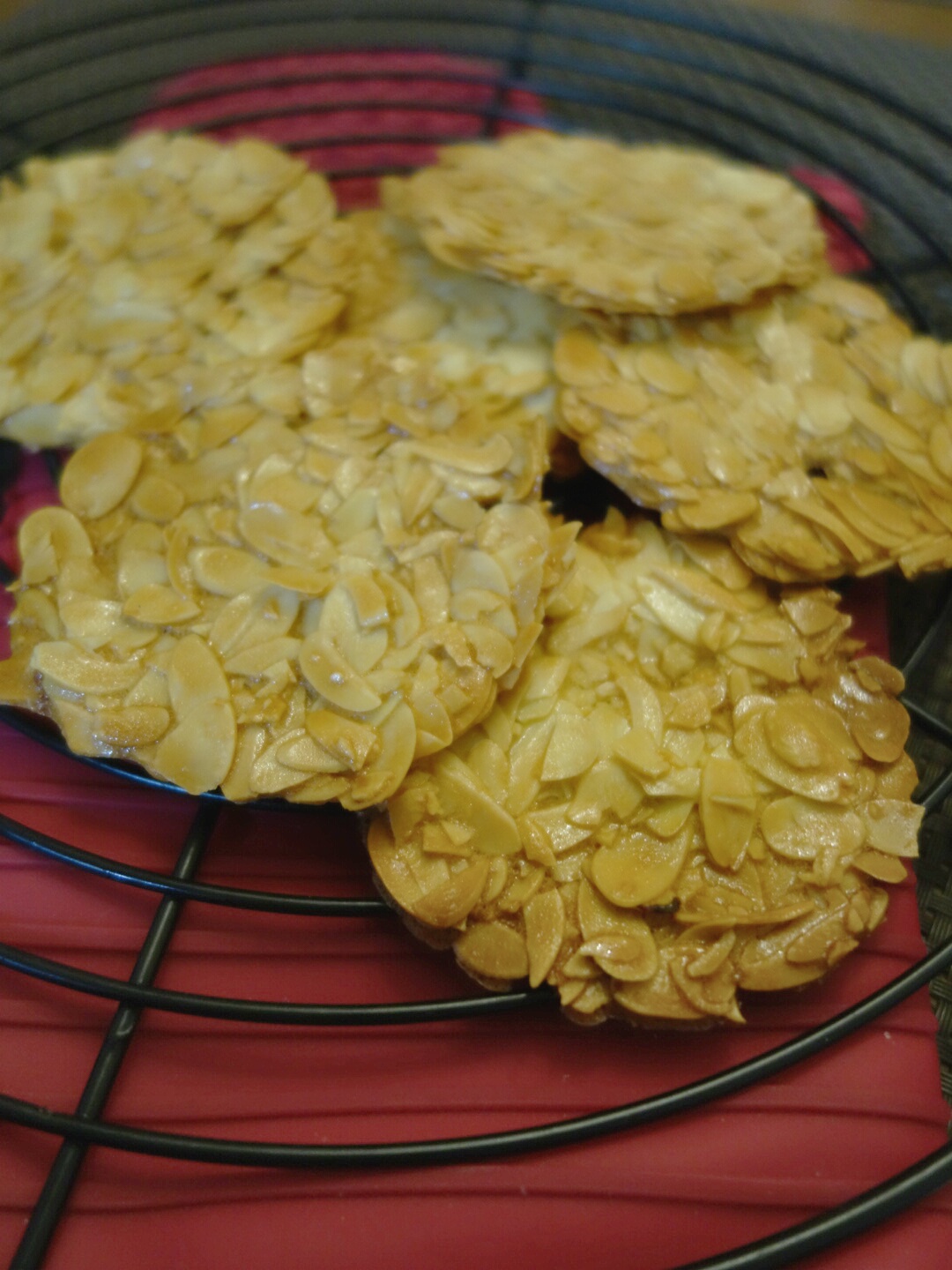 杏仁瓦片