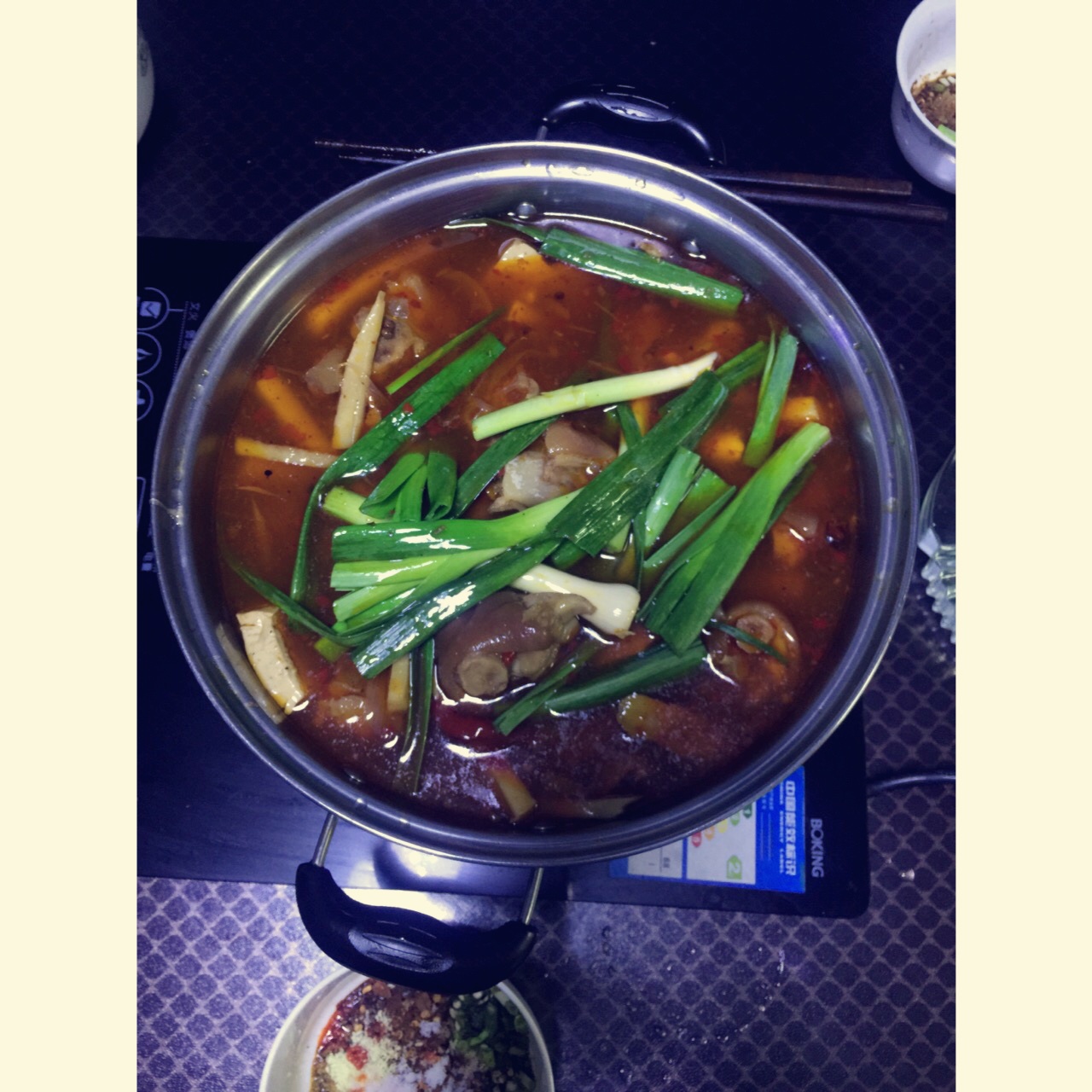 香辣猪蹄火锅