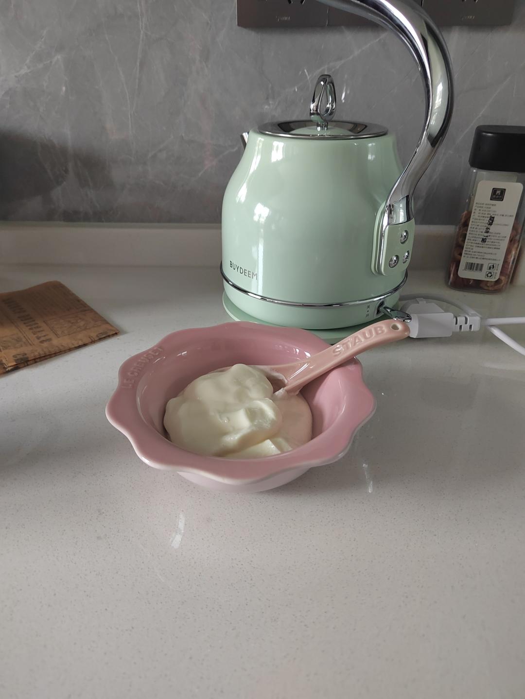 自制酸奶，不需菌粉/酸奶机/烤箱/电饭锅，一条毛巾就好