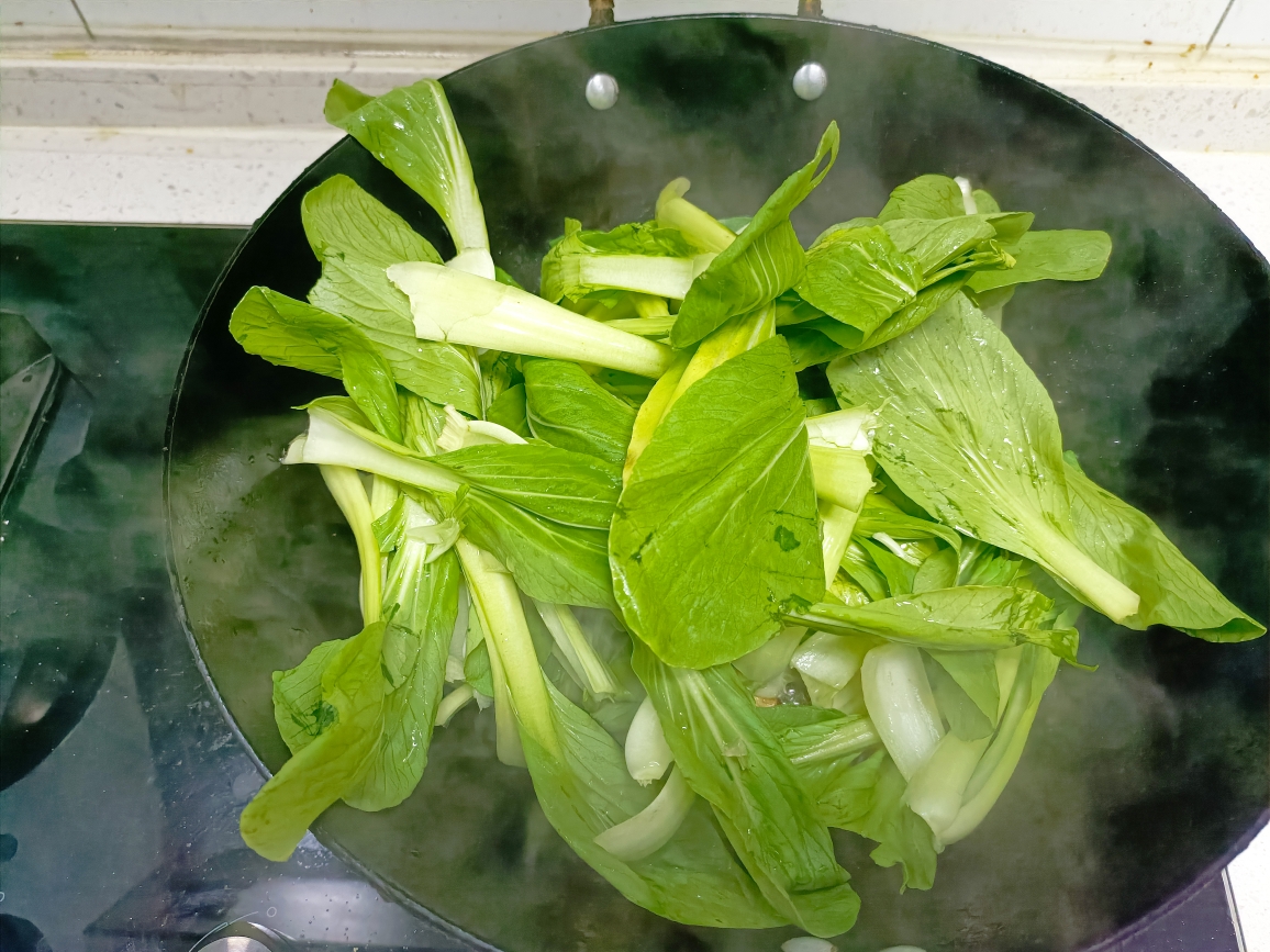 低脂菜清炒上海青的做法 步骤4