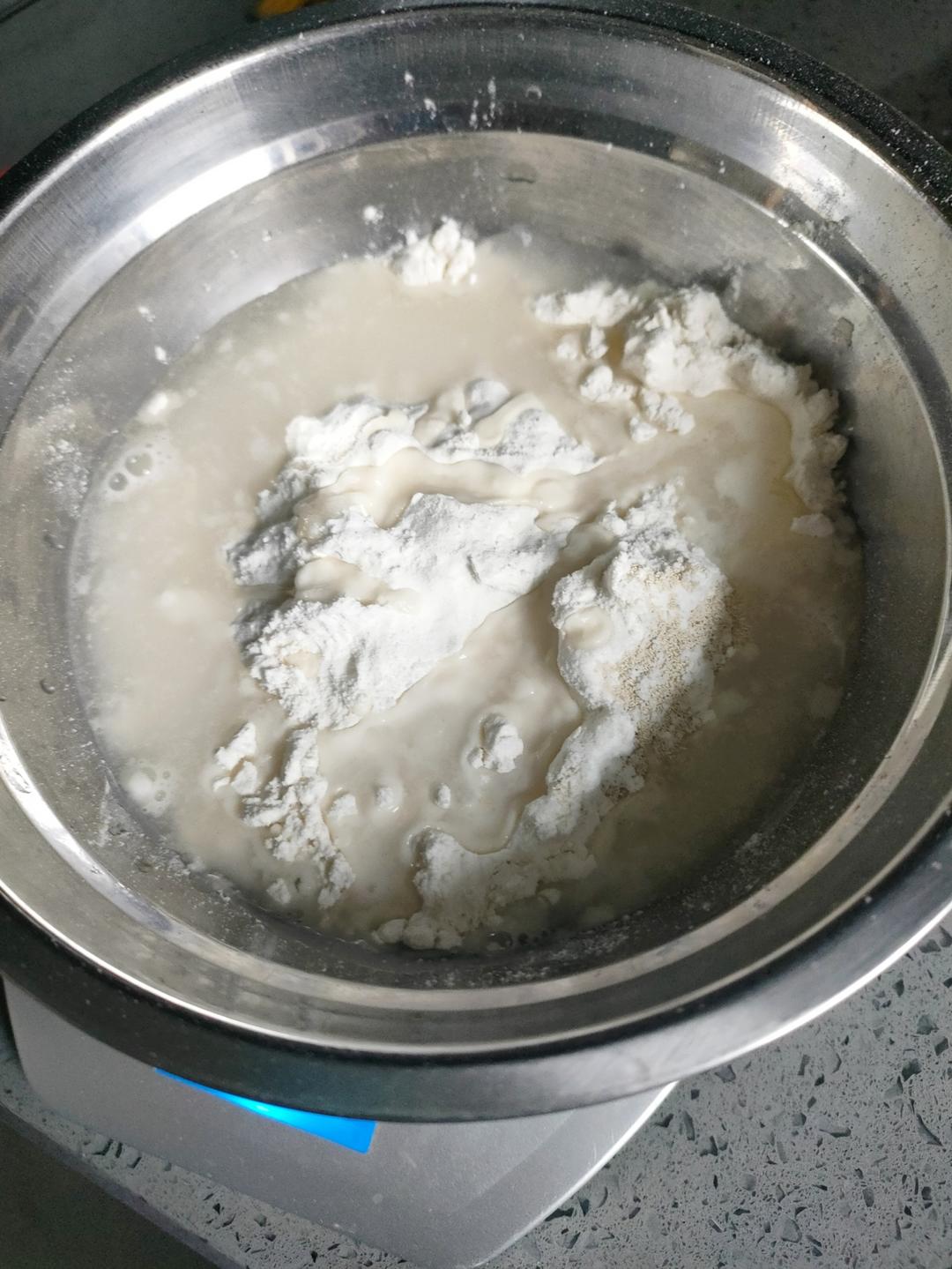 纯奶手撕吐司的做法 步骤1