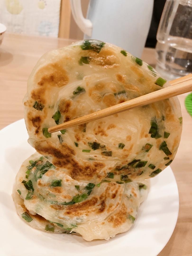 葱油饼（饺子皮版）