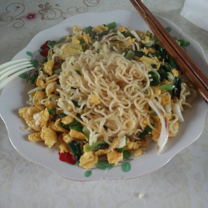 老干妈炒方便面