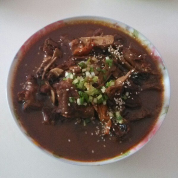 蒜蓉辣酱烧排骨