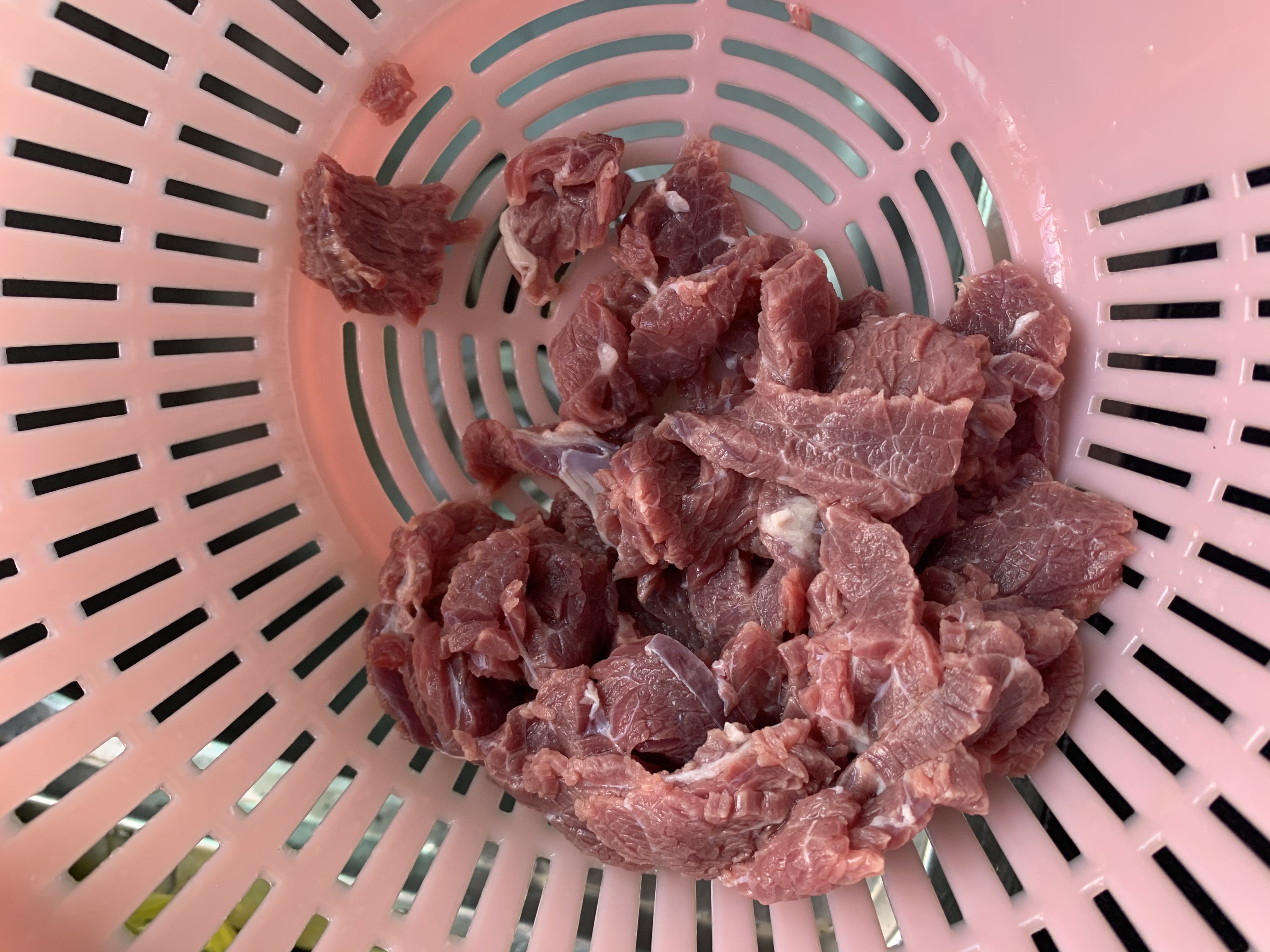 尖椒炒牛肉的做法 步骤1