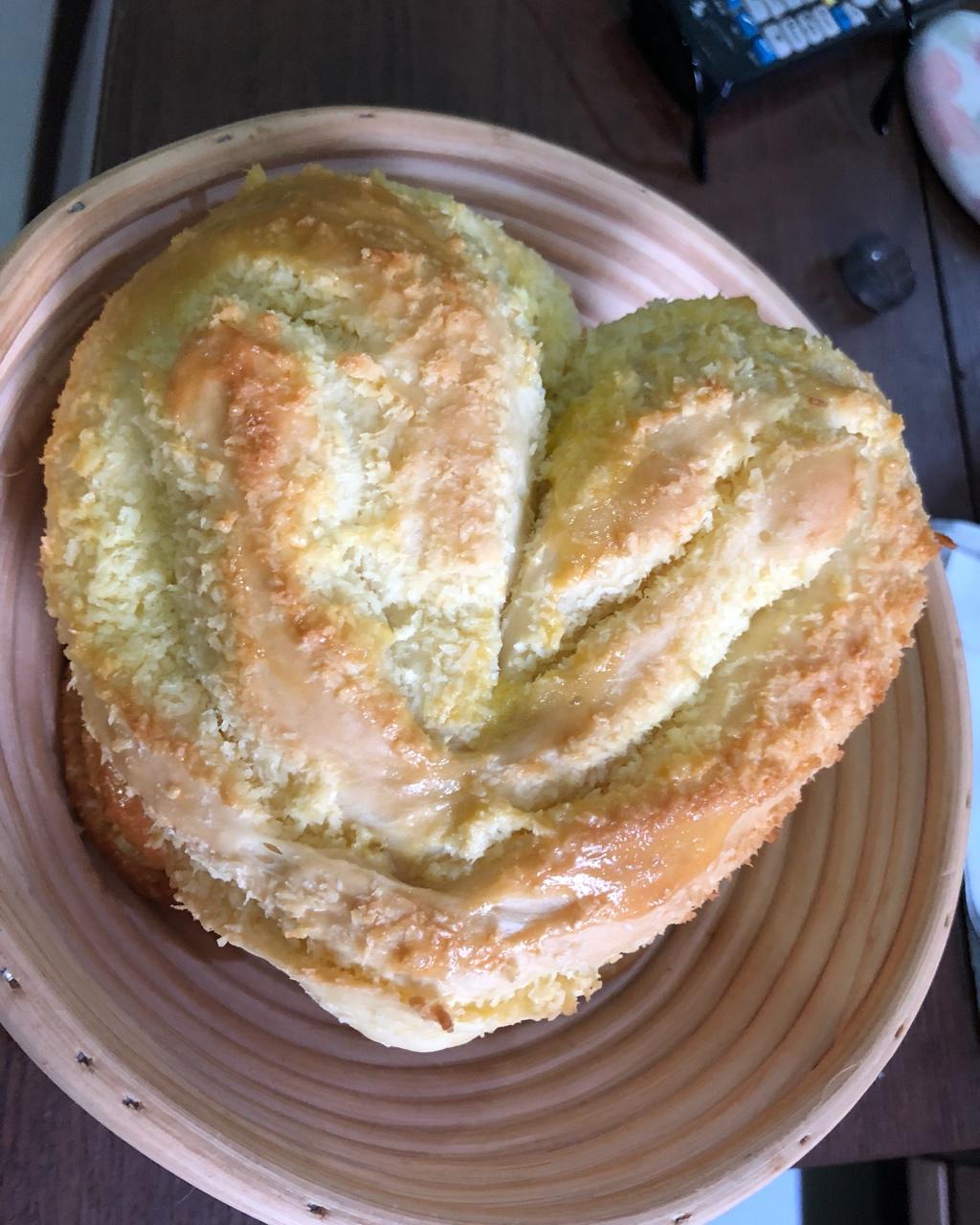 爱心椰蓉面包