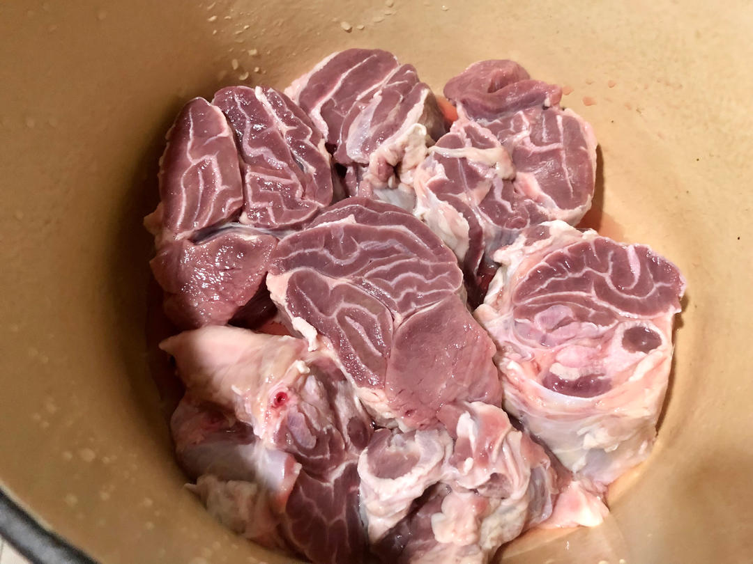 西红柿土豆牛腱